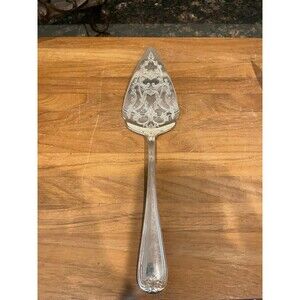 VINTAGE GORHAM "HERITAGE" SILVER-PLATE PIE server